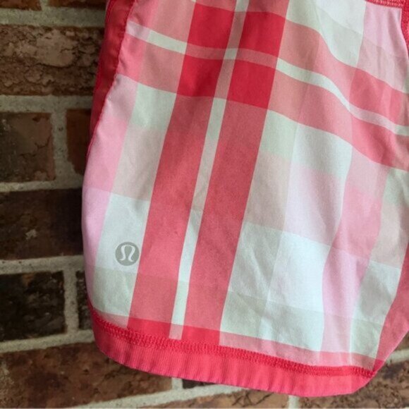 lululemon *  speed up shorts - hot pink and white plaid  Size 8 - Picture 5 of 13